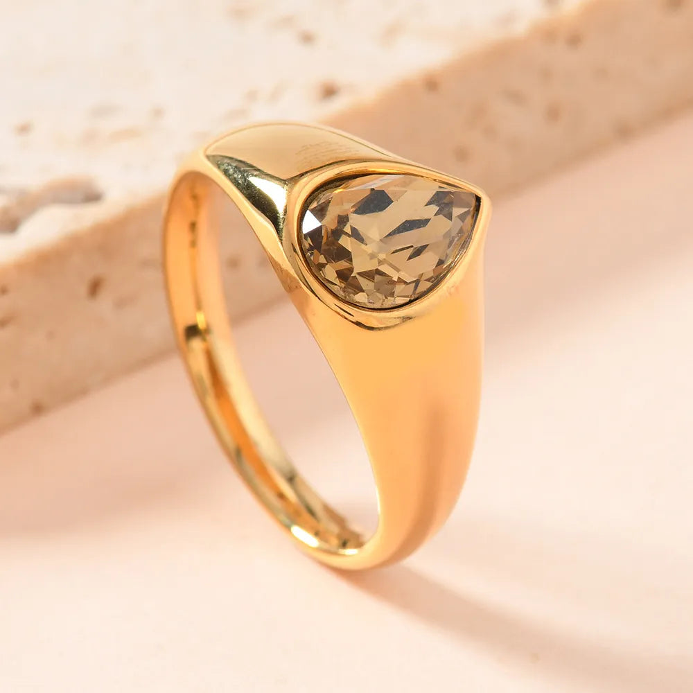 Colorful Rhinestone Rings Fashion Personality Teardrop-shaped